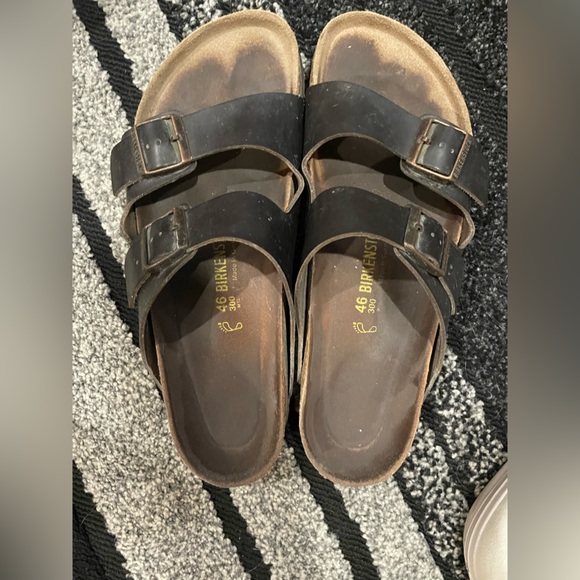 Birkenstock Other - Birkenstocks sandals